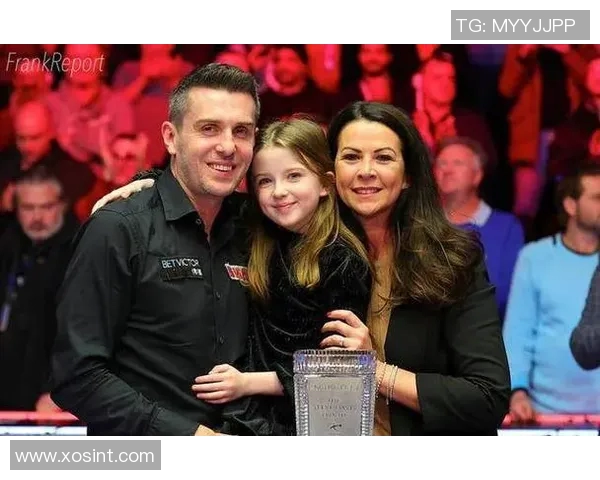 足球明星女儿不幸罹患骨癌家人呼吁关注儿童癌症治疗问题