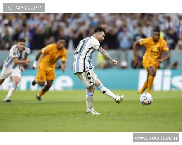 梅西球迷热爱足球的激情与追随者的故事分享